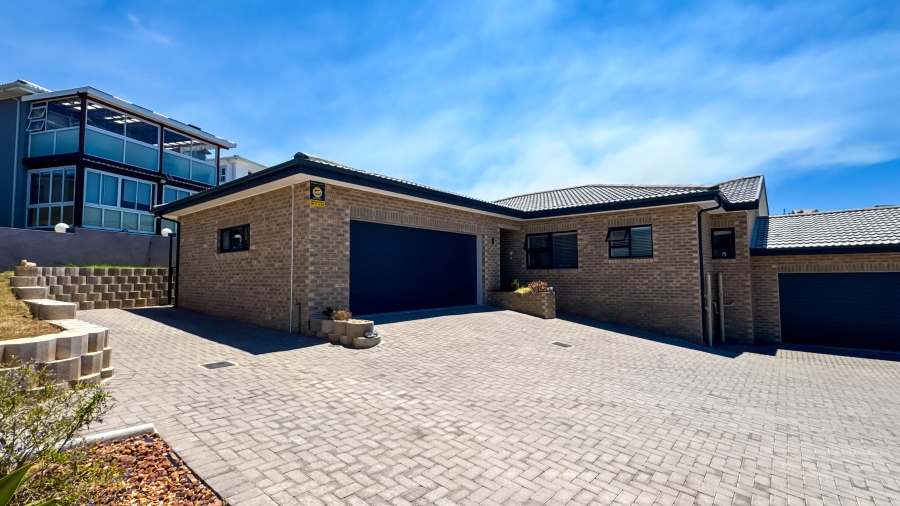 3 Bedroom Property for Sale in Dana Bay Western Cape